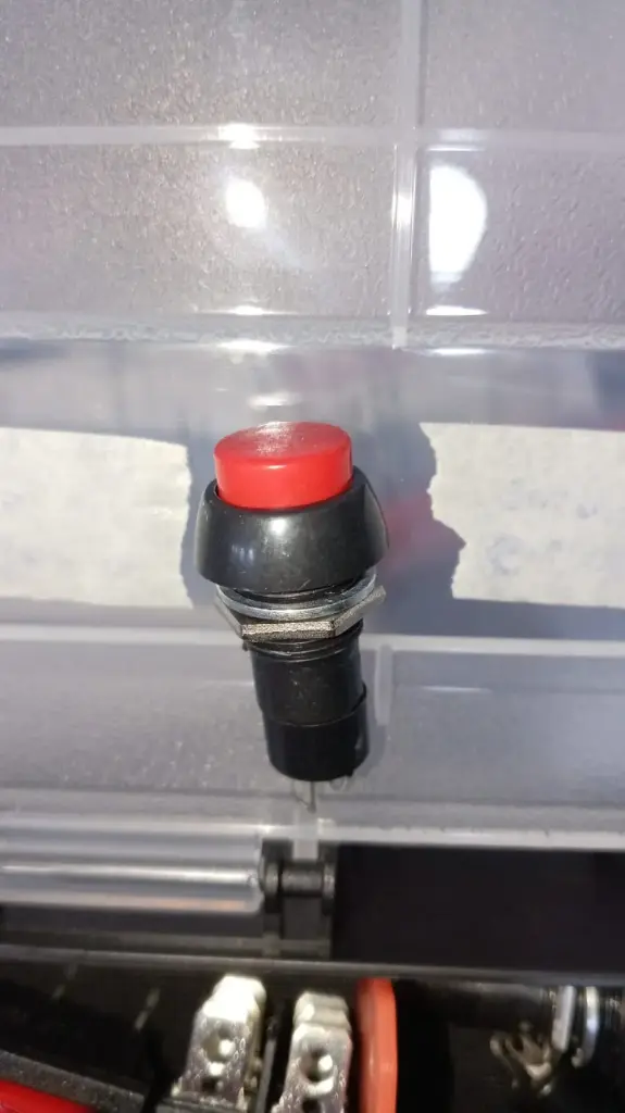 SW-PULSADOR ABIERTO ROJO REDONDO